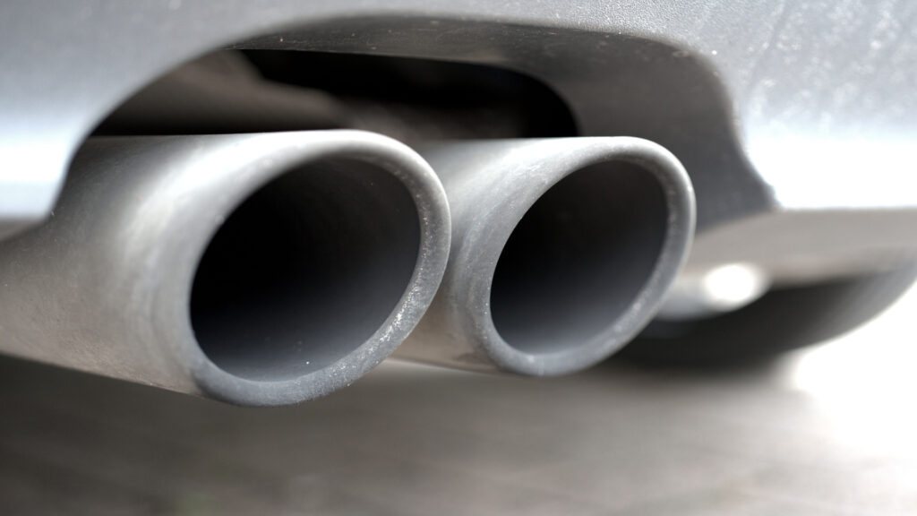 La Justicia europea recorta los nuevos límites de emisiones para los coches Diesel1920